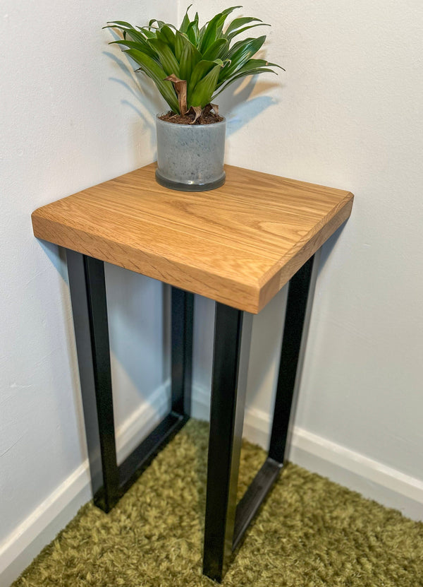 Sophisticated Oak Side Table